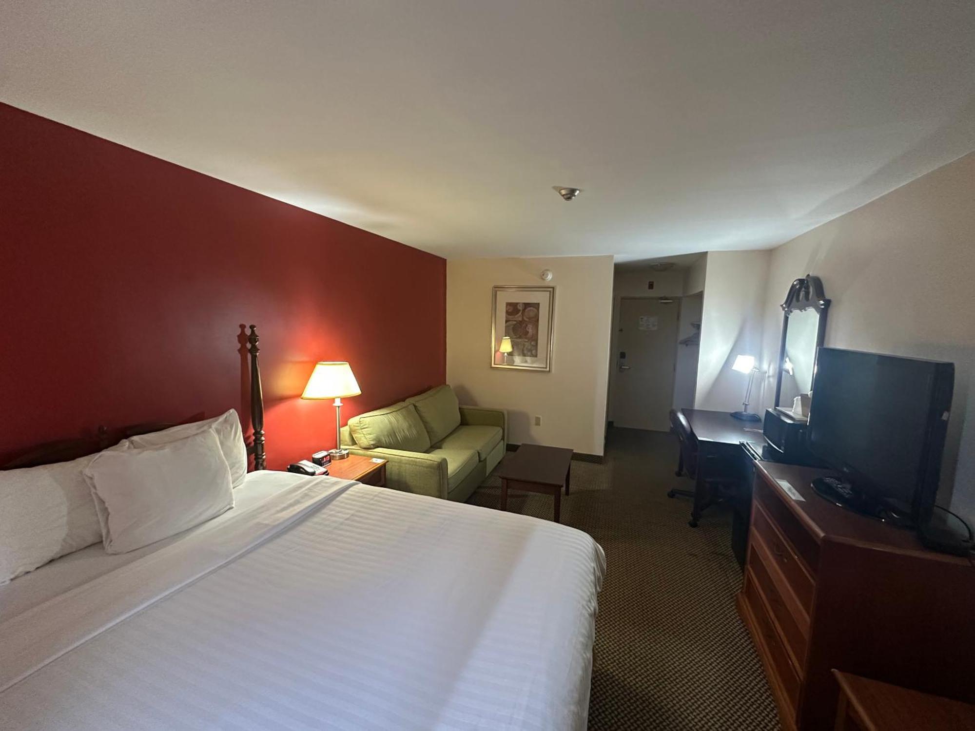 Econo Lodge City Centre Кингстън Екстериор снимка